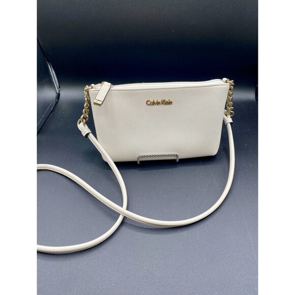 Calvin Klein Hayden Mini Saffiano Leather Chain Crossbody Bag Purse - Picture 1 of 11